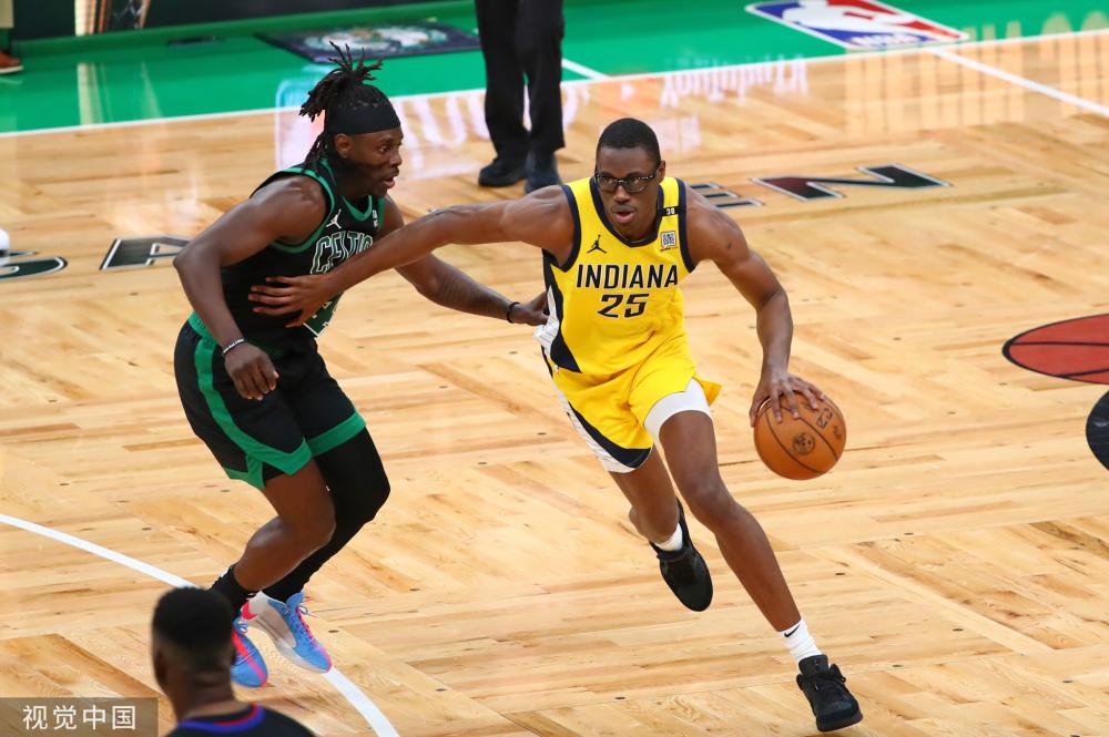 在紧逼战术 在紧逼战术