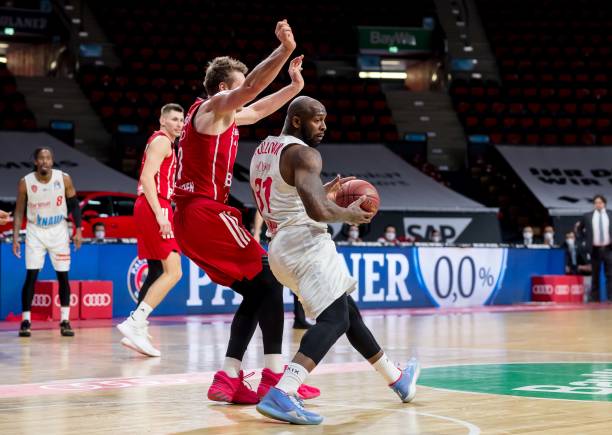 每个球员都 每个球员都